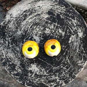 Macrame Beads-Large Eyes-Set of 2-Ceramic-Pair of Large Eyes-Frog Eyes-Eye Macrame Beads-Yellow-Brown-Large Macrame Beads