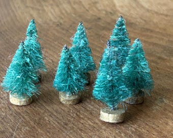 Small Green Pine Trees-7 Pieces-7 Pine Trees-no box-Christmas House Accessories-Sisal Trees-Miniature Trees-Mini Trees