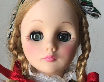 Effanbee - Doll With Box - Gretel - Storybook Character - Storybook Collection - 1105 - Made in USA