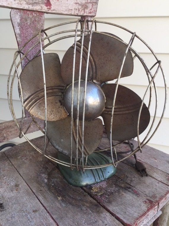 Vintage Fan Desk Fan Industrial Decor Mid Century Portable Etsy