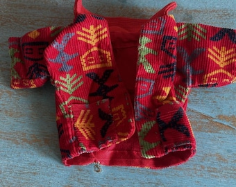 Veste pour poupée en velours côtelé rouge avec motifs géométriques lumineux et poches, convient à une poupée de 27 pouces
