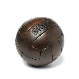 ヴィンテージレザーT字型1930年代サッカーボール - Etsy 日本