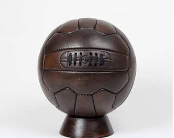 ヴィンテージレザー 1950 年代サッカーボール - Etsy 日本