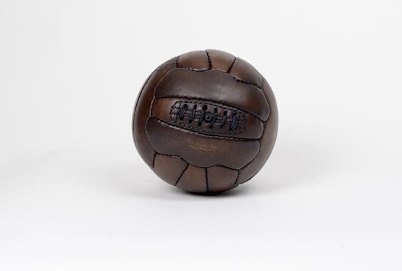 ミニヴィンテージレザー 1950 年代サッカーボール - Etsy 日本