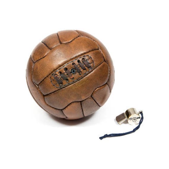 ミニヴィンテージレザー 1950 年代サッカーボール - Etsy 日本
