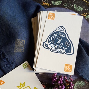 Mazzo di 32 carte da gioco linoleografate sui segni zodiacali e gli elementi - Fatto a mano - Stampato a mano
