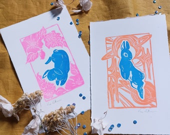 Linogravures originales au néon « Spring rabbit » et « Space Rabbit » - Sculptées et imprimées à la main - Prix unitaire