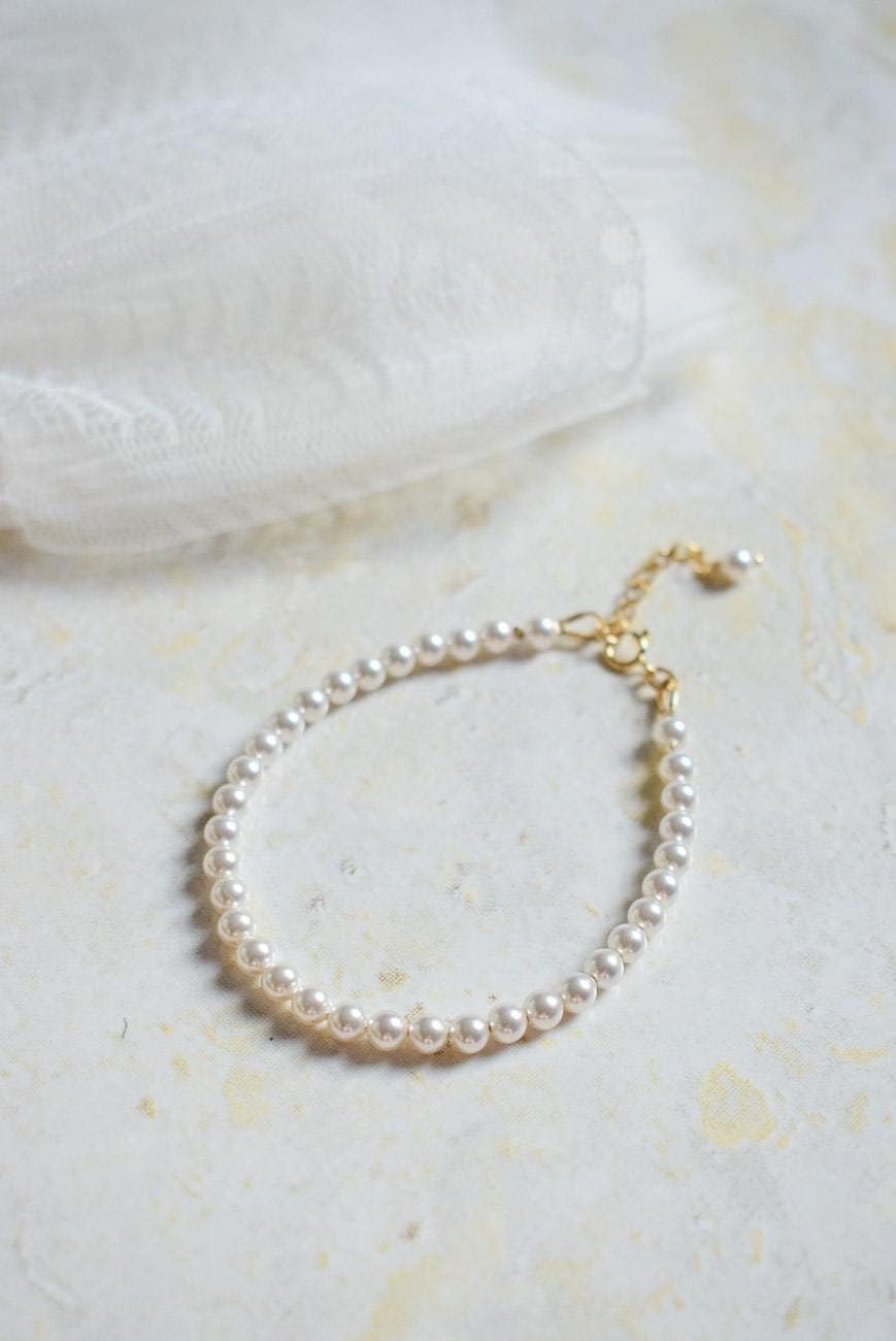 Bracelet de mariée élégant en perles nacrées – blanc ou ivoire