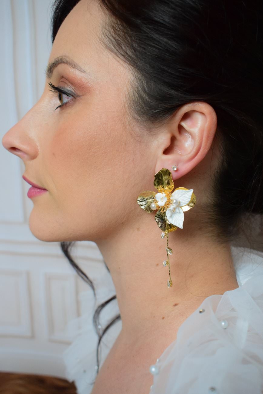 Boucles d’oreilles fleurs dorées pour mariée, maxi size