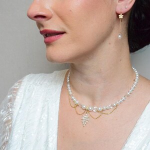 ROMY - a glamorous Bridgerton-style wedding necklace with mother-of-pearl and crystal beads, cascading chains, and a rhinestone pendant image 1