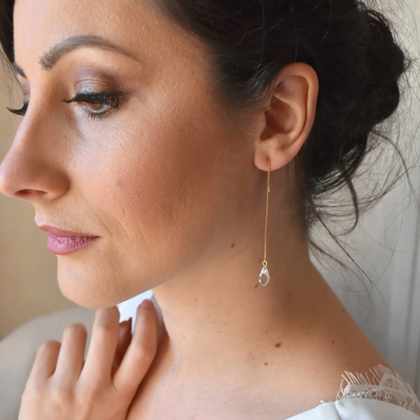 PURE - Boucles d'oreilles de mariée pendantes chaine d'oreille, avec perle goutte transparente en cristal. Bijoux mariage.