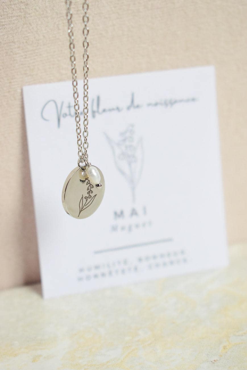 Collier Muguet – Fleur de naissance Mai, minimaliste et élégant