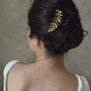 SIAM Peigne à cheveux pour la mariée, feuille doré bohème chic, très sobre bijoux mariage délicats image 2