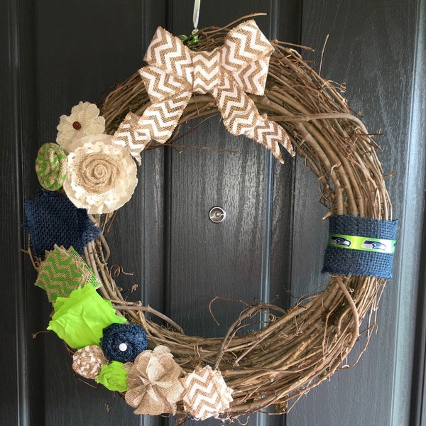18" Seahawks grapevine wreath