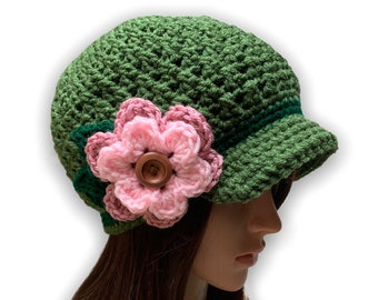 Crochet Newsboy Cap. 44 couleurs. Fleur avec le bouton et les feuilles en bois. Beanie. Chapeau de femme. Accessoire d’hiver chaud.