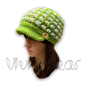 SALE! Ready to ship Crochet Newsboy Hat. Light Wooden Buttons. Beanie with Visor. Brimmed Crochet Hat. Women&#39;s Hat. Warm Winter Accessory.