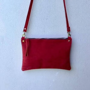 Burgunder Wildleder Geldbörse Frauen, rote Wildlederhandtasche Frauen, rote Lederreißverschlusstasche, Geschenk für sie