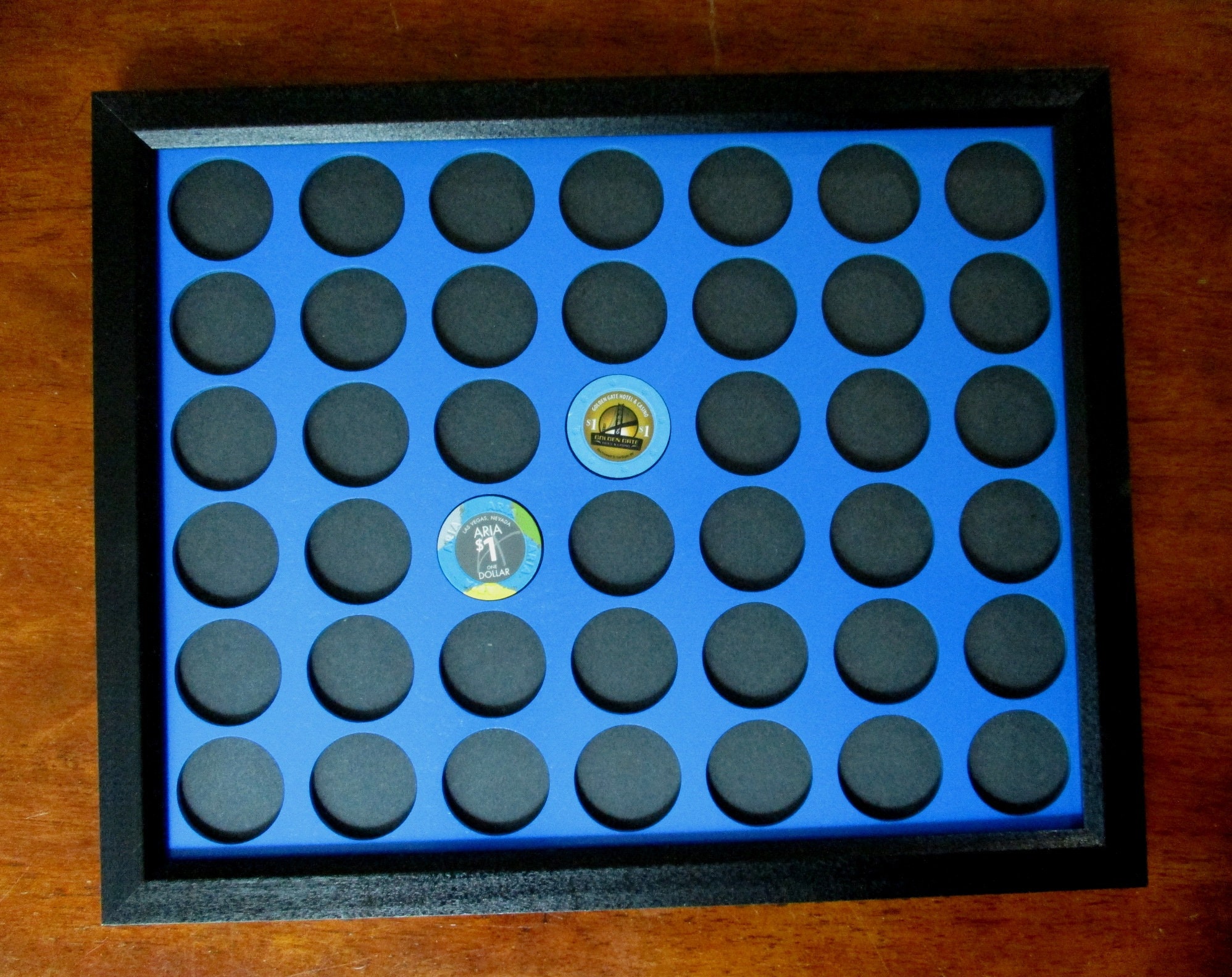 CEHVOM Cadre d'affichage flottant 3D Médaille Jetons de poker exemplaires  Pendentif Bague Boîte Liquidation 