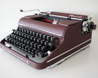 Excellent Vintage 1951 BURGUNDY Olympia SM1 Typewriter - Working - Portable - Design - QWERTZ