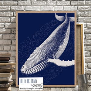 Impressão de arte de baleia para casa costeira moderna, arte de parede minimalista em azul marinho e branco, arte de parede náutica para banheiro, decoração de casa de praia, subaquática