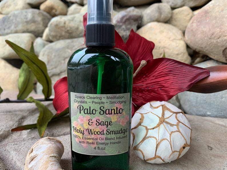 Palo Santo Sage Smudge Spray, Energy Clearing,Holy Wood, Psychic Protection Spray,Essential Oil Smudge,Smokeless,Liquid Smudge 4 oz imagem 1