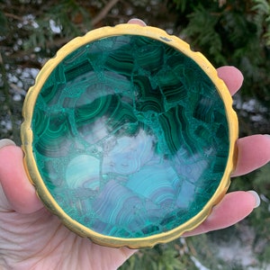 4 MALACHITE Bowl,Green,Malachite Dish,Hand Carved,Birds Eye Malachite,Brass Rim, Round image 8