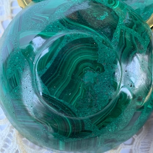 4 MALACHITE Bowl,Green,Malachite Dish,Hand Carved,Birds Eye Malachite,Brass Rim, Round image 3