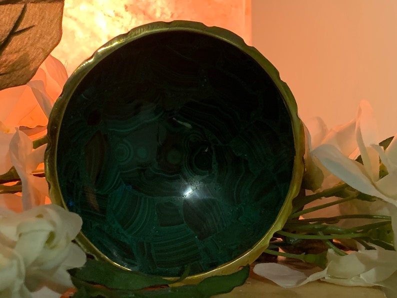 4 MALACHITE Bowl,Green,Malachite Dish,Hand Carved,Birds Eye Malachite,Brass Rim, Round image 6