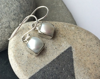Pearl silver earrings, Delicate square pearl earrings, Sterling silver square earrings, Bridal pearl earrings, Elegant, Shiny White pearl