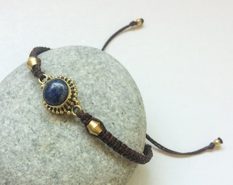 Lapis Lazuli bracelet, Macrame and brass bracelet, Lapis Lazuli ethnic bracelet, Adjustable bracelet, Boho style, Blue Gold, macrame jewelry