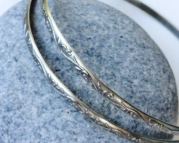 Decorated arm cuff, Upper arm bracelet, Detailed wire cuff, Silver gypsy upper arm cuff, Bridal arm cuff, Boho body jewelry, Limited edition