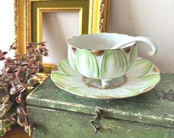 Vintage Porcelain Serving Set: Green Petals, Gold Trim, Made in Japan