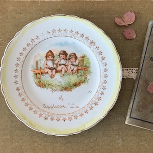 Wisconsin Souvenir Dish, Appleton, Wisconsin, 3 Children Sitting on a Dock | Gold Maple Leaf Design, Yellow and Gold Rim, 6&quot; Antique Plate