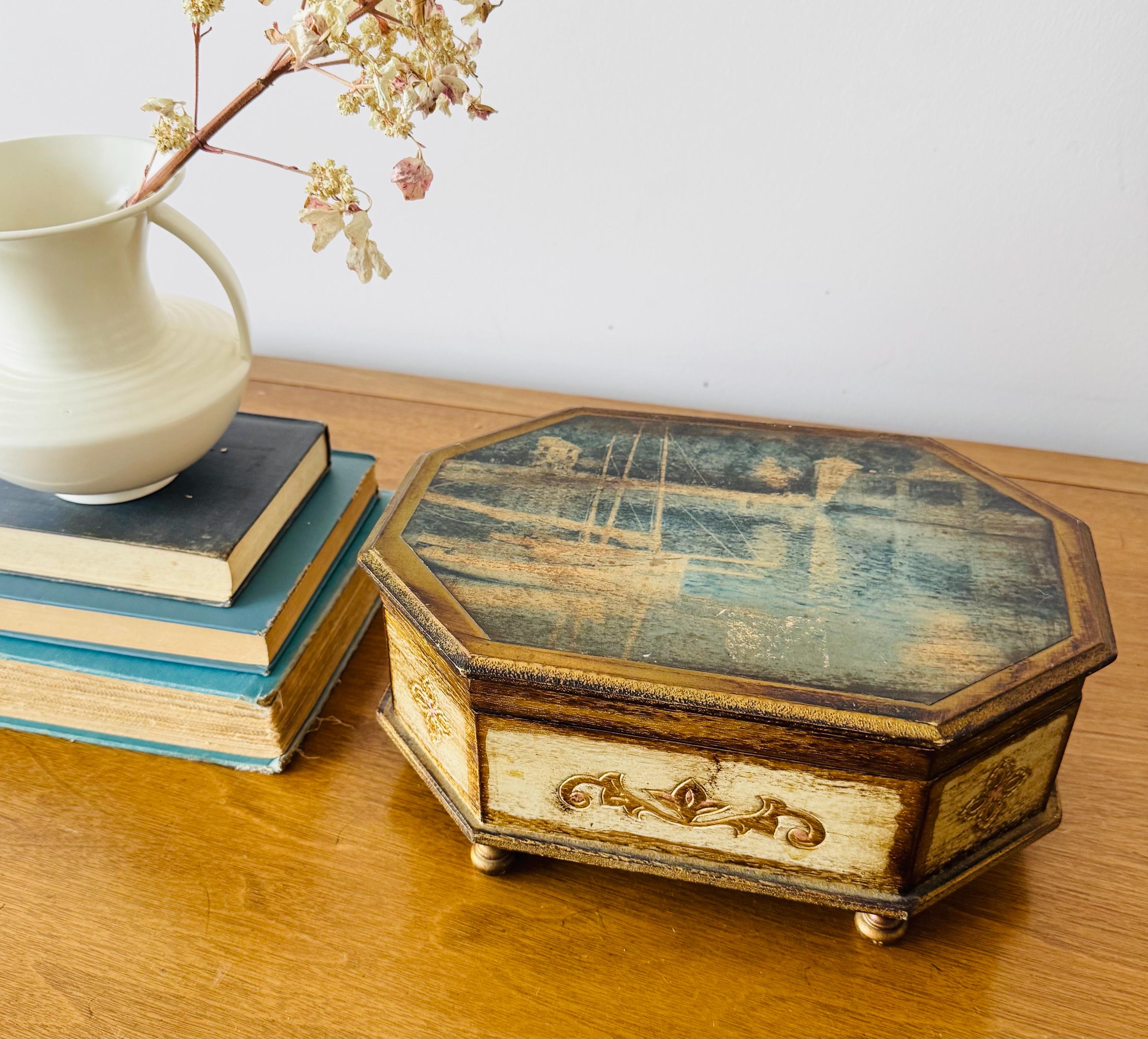Vintage Schmuckschatulle Mit Segelboot-Motiv – Handgeschnitzt Aus Legierung Für Zuhause & Schreibtisch