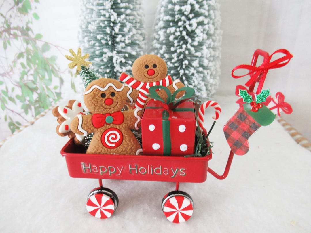 Gingerbread Christmas Wagon / Tree / Coffee Cocoa Shop / Gingerbread