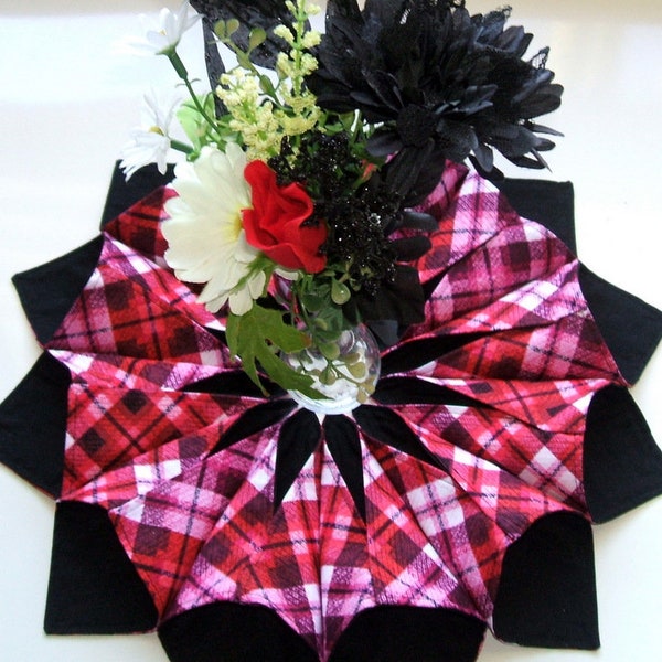 Wreath, 17" Fabric Centerpiece, Red Pink Black White Plaid Wreath Centerpiece, Black Fabric, Candleholder, Reversible, Fold n Stitch wreath