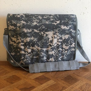 Israeli Paratrooper Bag image 1