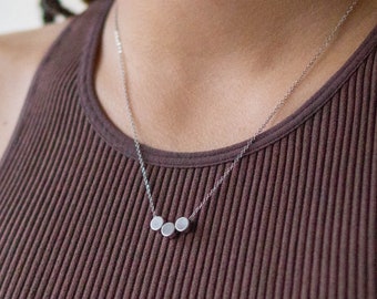 Mom of 3 Silver Initial Necklace Personalized Dot Necklace Custom Choker Necklace Minimalist Gift New Momma Jewelry Meaningful Wife Present