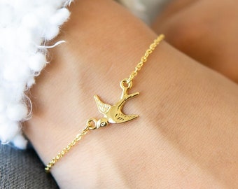 Gold Swallow Bracelet for Women Mothers Day Gift from Daughter Dainty Bird Bracelet Bird Lover Gifts Badass Bonus Mom Adjustable Chain