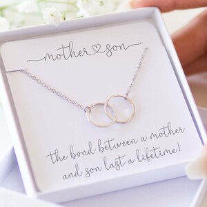 Mutter Sohn Halskette Geschenkbox, Muttertagsgeschenk, Silber Infinity Halskette, 2 verknüpfte Kreise Halskette, Boy Mom Halskette Zitat Karte, Geburtstag