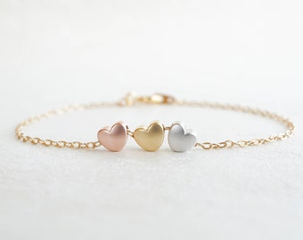 Pulsera de 3 corazones pequeños para uso diario Pulsera de oro rosa Pulsera de corazón Cumpleaños de mejor amiga Artículos más vendidos Pulsera delicada Regalo para mamá