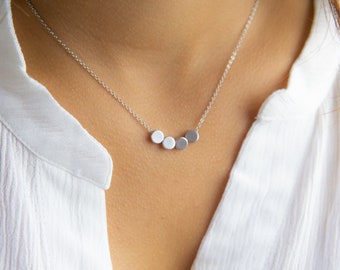 Silver 4 Dot Necklace Simple Circle Necklace 4 Sisters Necklace Silver Best Friend Necklace for 4 Friendship Necklace Christmas Eve Box