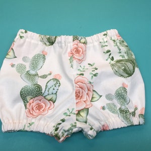 Flower Diaper Cover, Floral Bloomers, Floral Baby, Girl Diaper Cover, Girl Bloomer, Baby Girl Clothes, Girl Baby Outfit, Flowered Bloomers