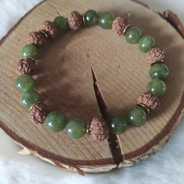 Bracelet en pierres naturelles agate verte et graine de Rudraksha 8mm