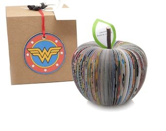 Wonder Woman Comic Apple – Superhero Gift for Her – 4th Anniversary Gift – Comic Book Apple