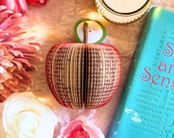 Sense and Sensibility Book Apple – Jane Austen Gift – Personalised Teacher Gift – Literary Book Lover Gift