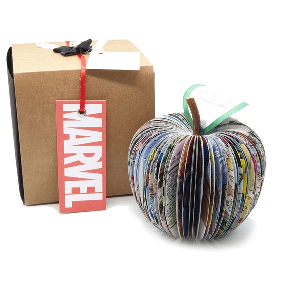 Cadeau super-héros - Pomme faite à partir de Spider-book - Cadeau d'anniversaire pour homme - Cadeau super-héros - Cadeau bande dessinée - Cadeau parrain - Cadeau papa