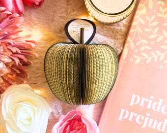 Pride and Prejudice Book Apple – Jane Austen Gift – Personalised Teacher Gift – Literary Book Lover Gift