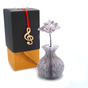 Music Sheet Flower Vase – Musical Gift – Handmade Book Vase with Origami Flowers – Music Lover Gift