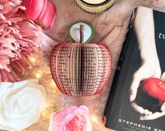 Twilight Saga Book Apple – Twilight Fan Gift – Romantic Gift for Girlfriend – Handmade Literary Apple